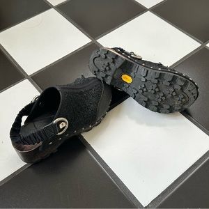 Brain dead energy absorber zoccolo clogs